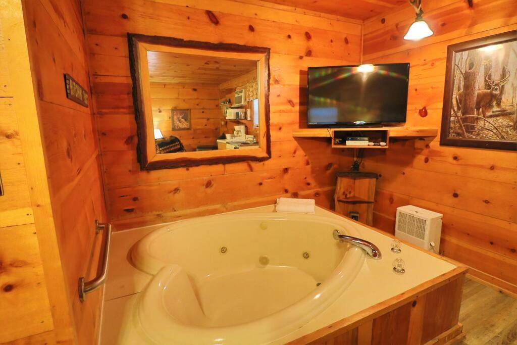 Alpine Mountain Sweetheart Cabin Jacuzzi #8 Helen Exterior foto